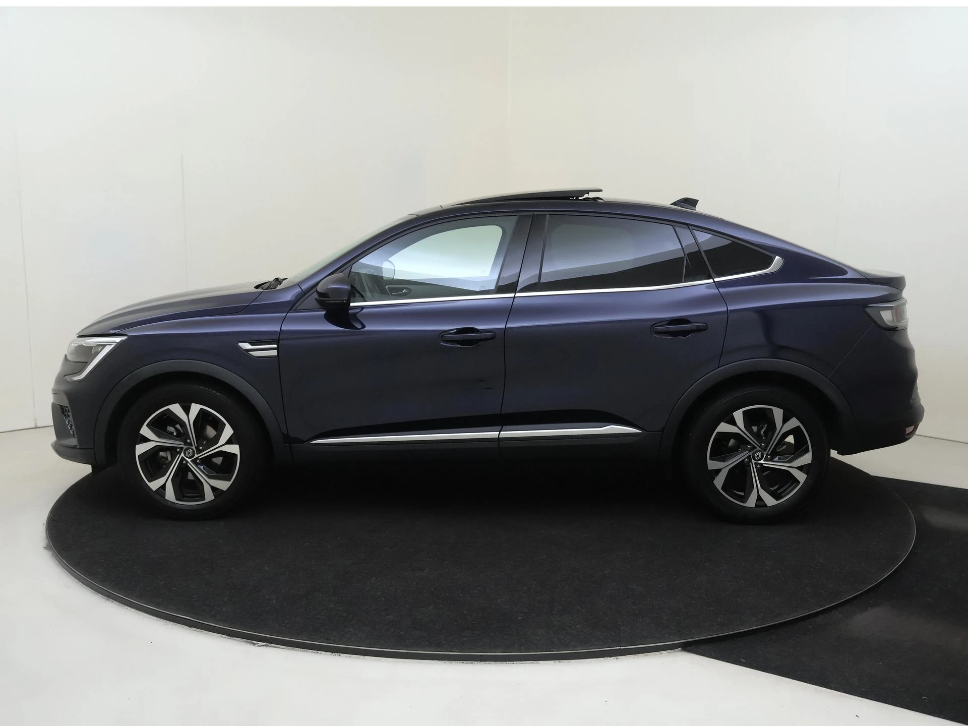 Renault-Arkana-image-3