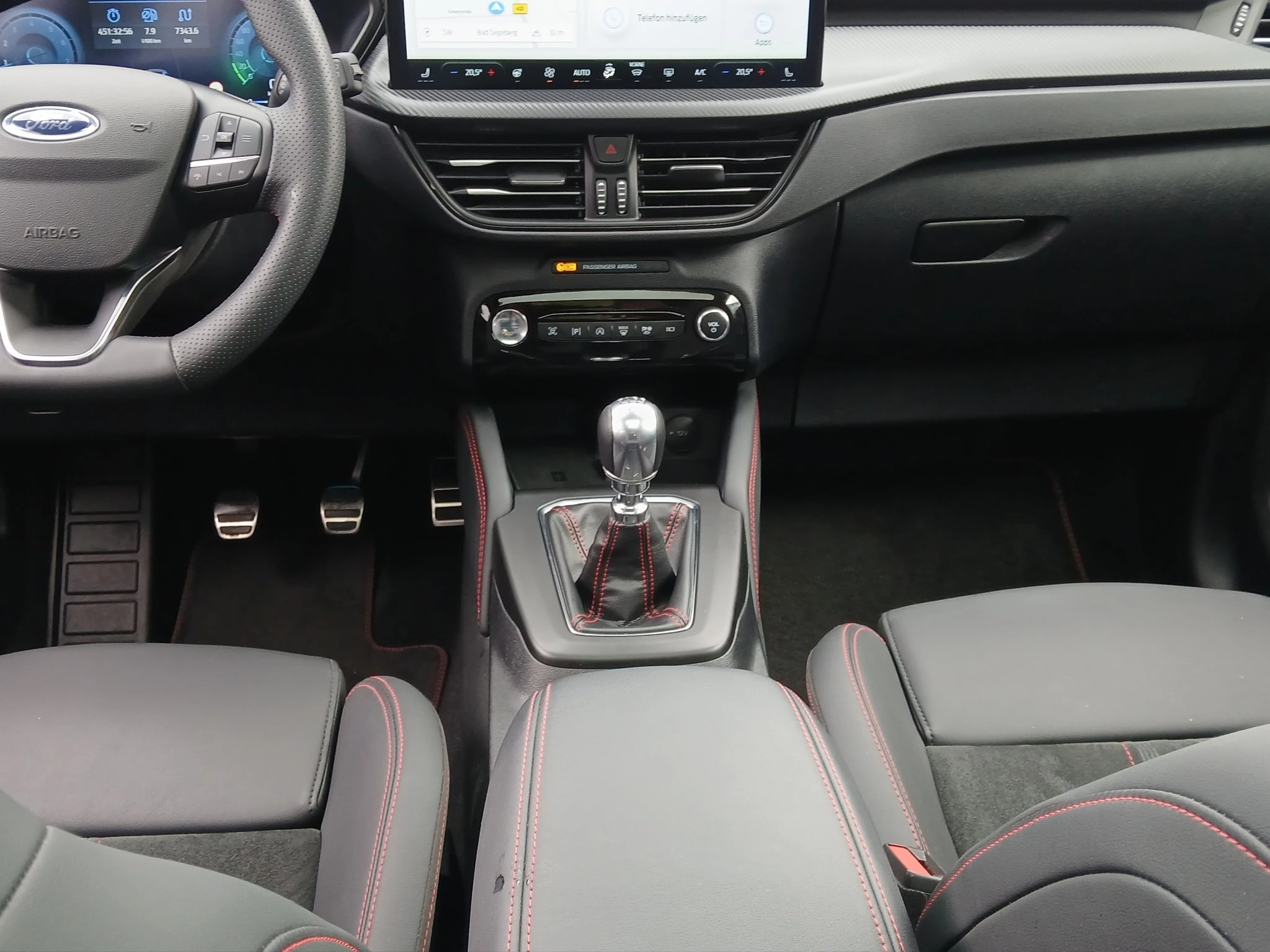 Ford Kuga ST-Line X*PANO*AHK*LED-MATRIX*360GRAD*ACC*NAVI*SOUND-SYS.