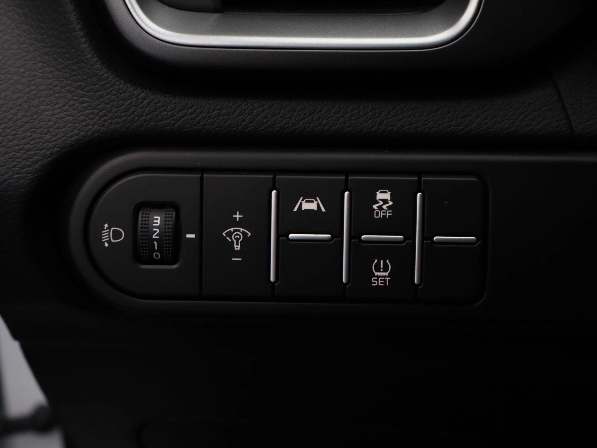 Kia-Ceed Sportswagon-image-24