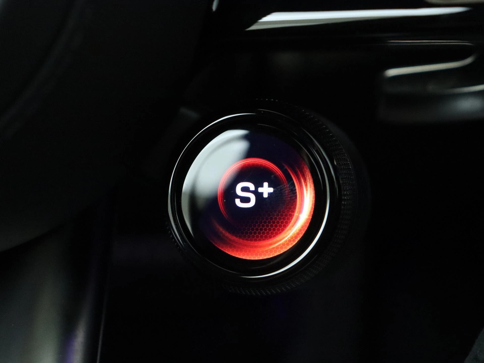 Mercedes-Benz-S-Klasse-image-28