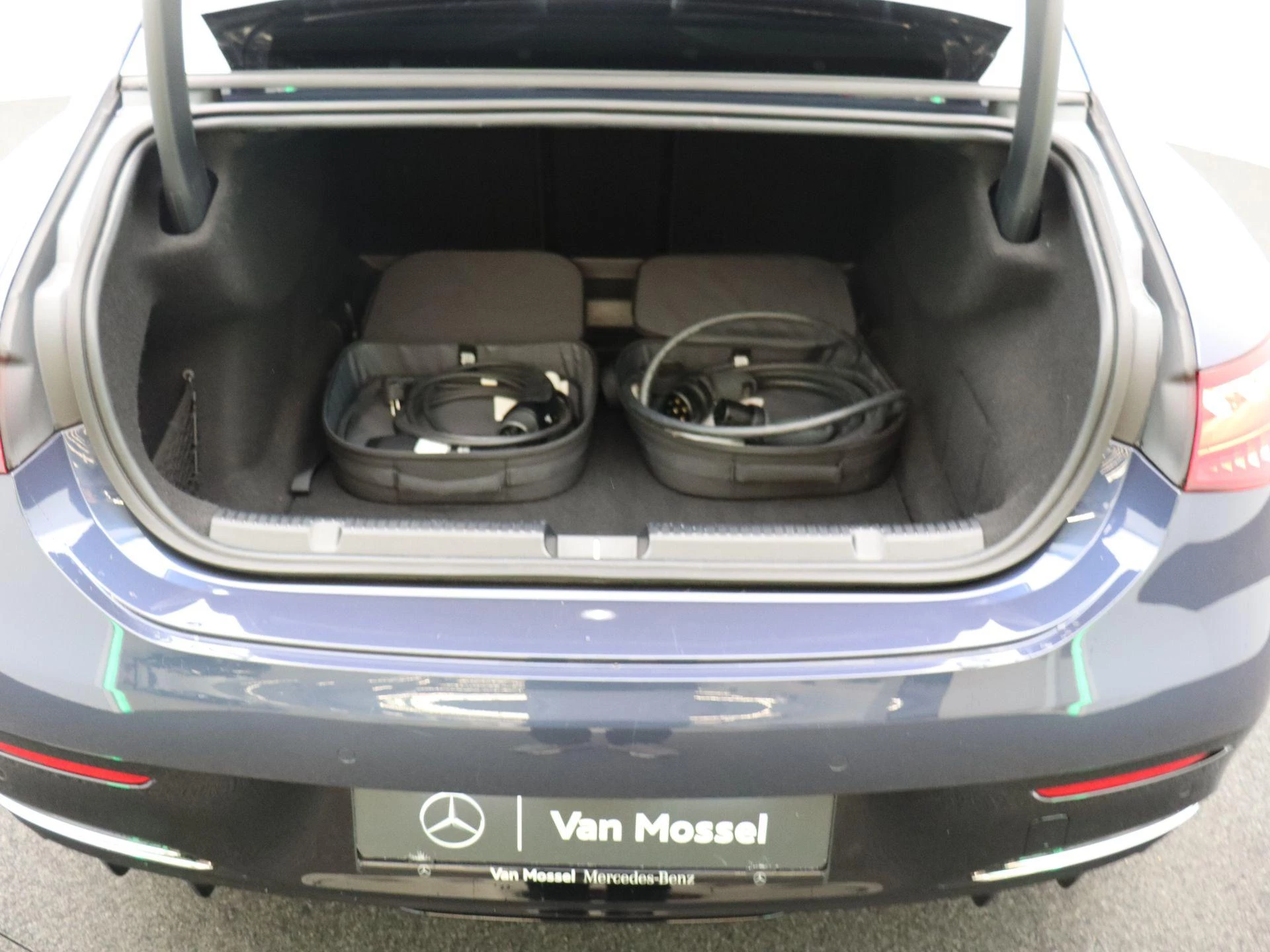 Mercedes-Benz EQE 350+ Star Edition + NAPPA + AIRMATIC + DIGITAL LIGHT + HEAD UP +