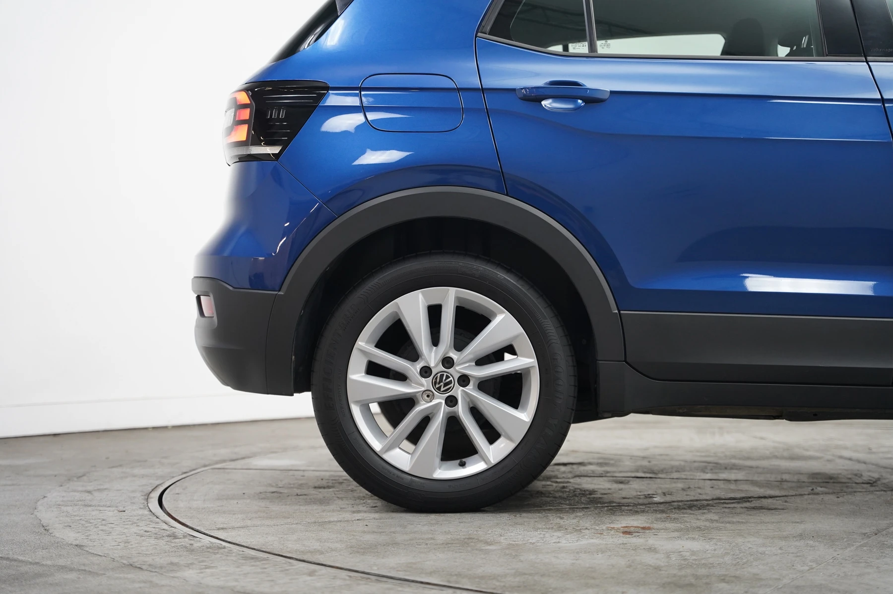 Volkswagen-T-Cross-image-28