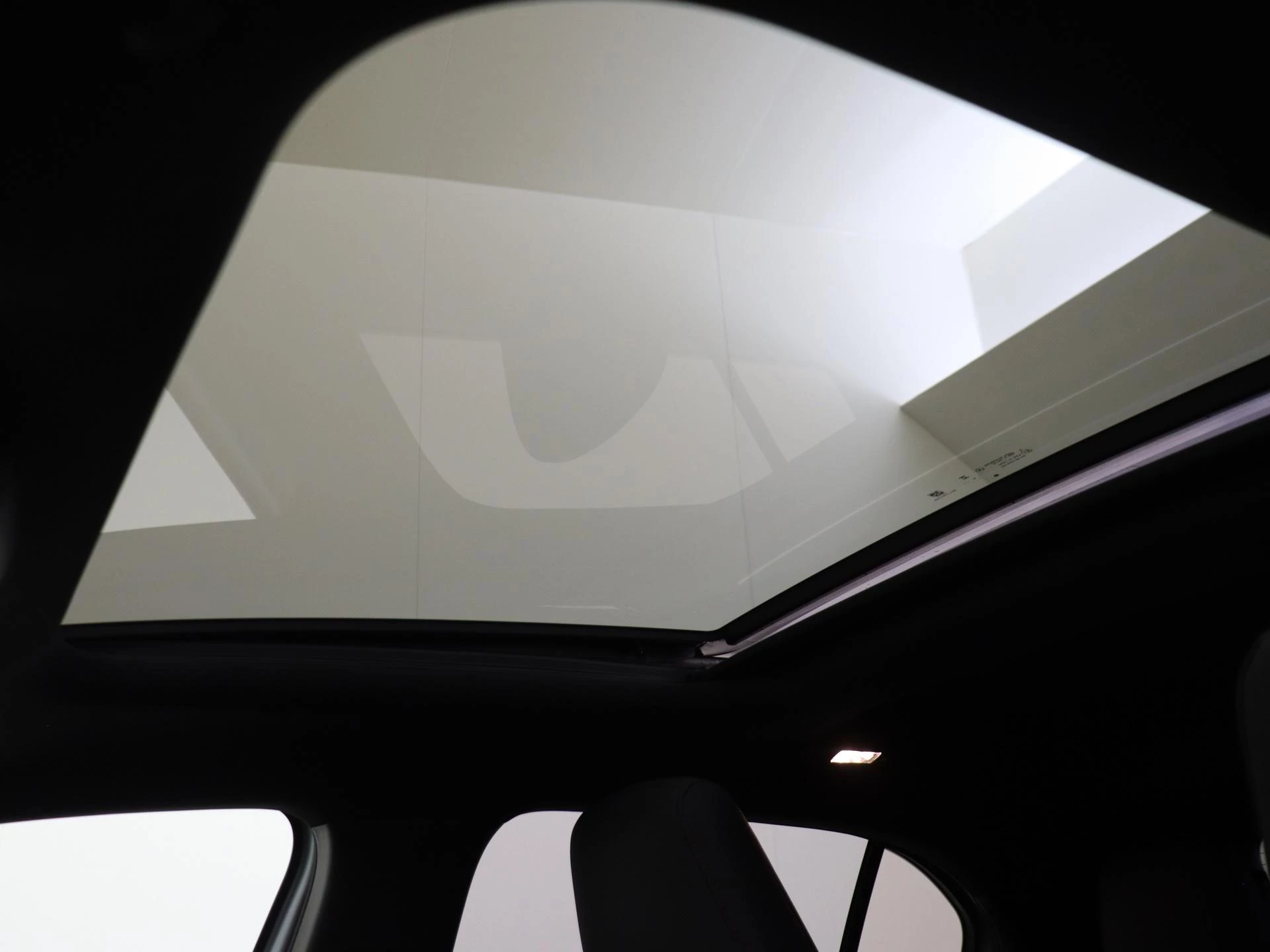 Mercedes-Benz-A-Klasse-image-32