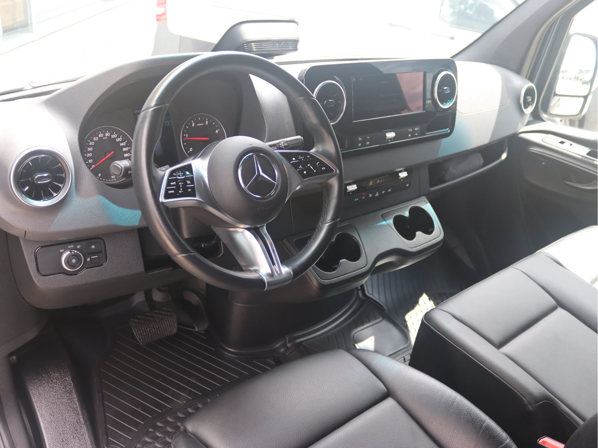 Mercedes-Benz Sprinter 317 CDI L2H2 Select | CLIMA/NAVI/CAMERA/CRUISE | Certified