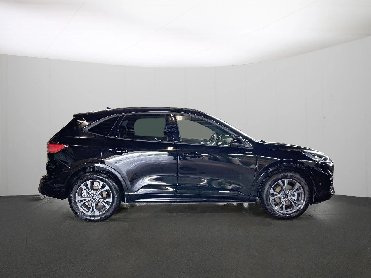 Ford Kuga FHEV ST-Line X - Pano - Driver Assist - Winterpack