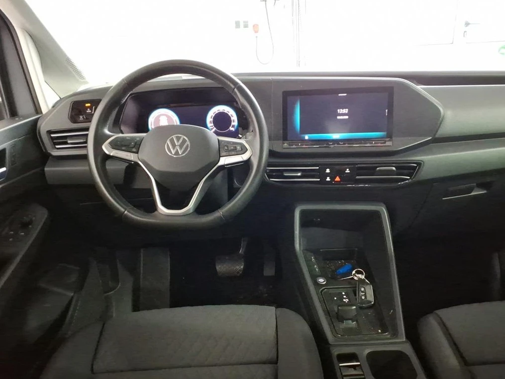 Volkswagen-Caddy-image-4