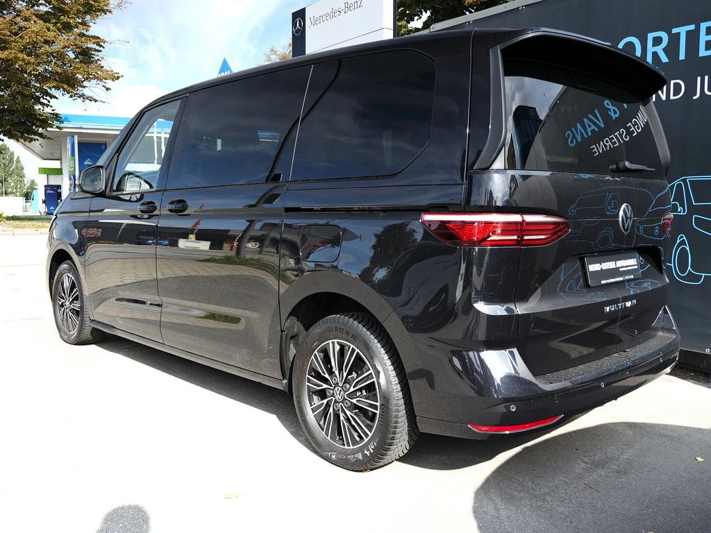 Volkswagen-Multivan-image-4