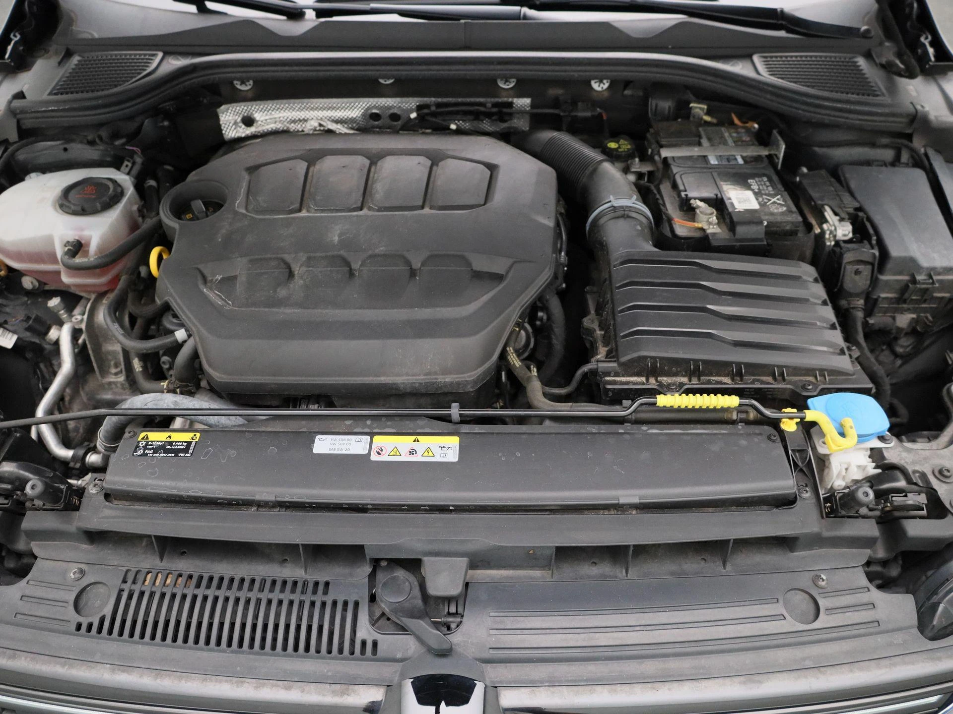 Volkswagen Golf 2.0 TSI R-Line