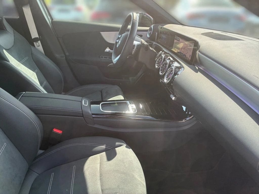 Mercedes-Benz-A-Klasse 200 d-image-14