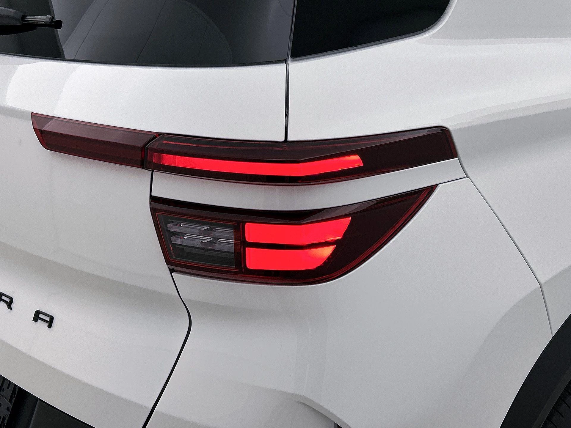 Opel-Frontera-image-25