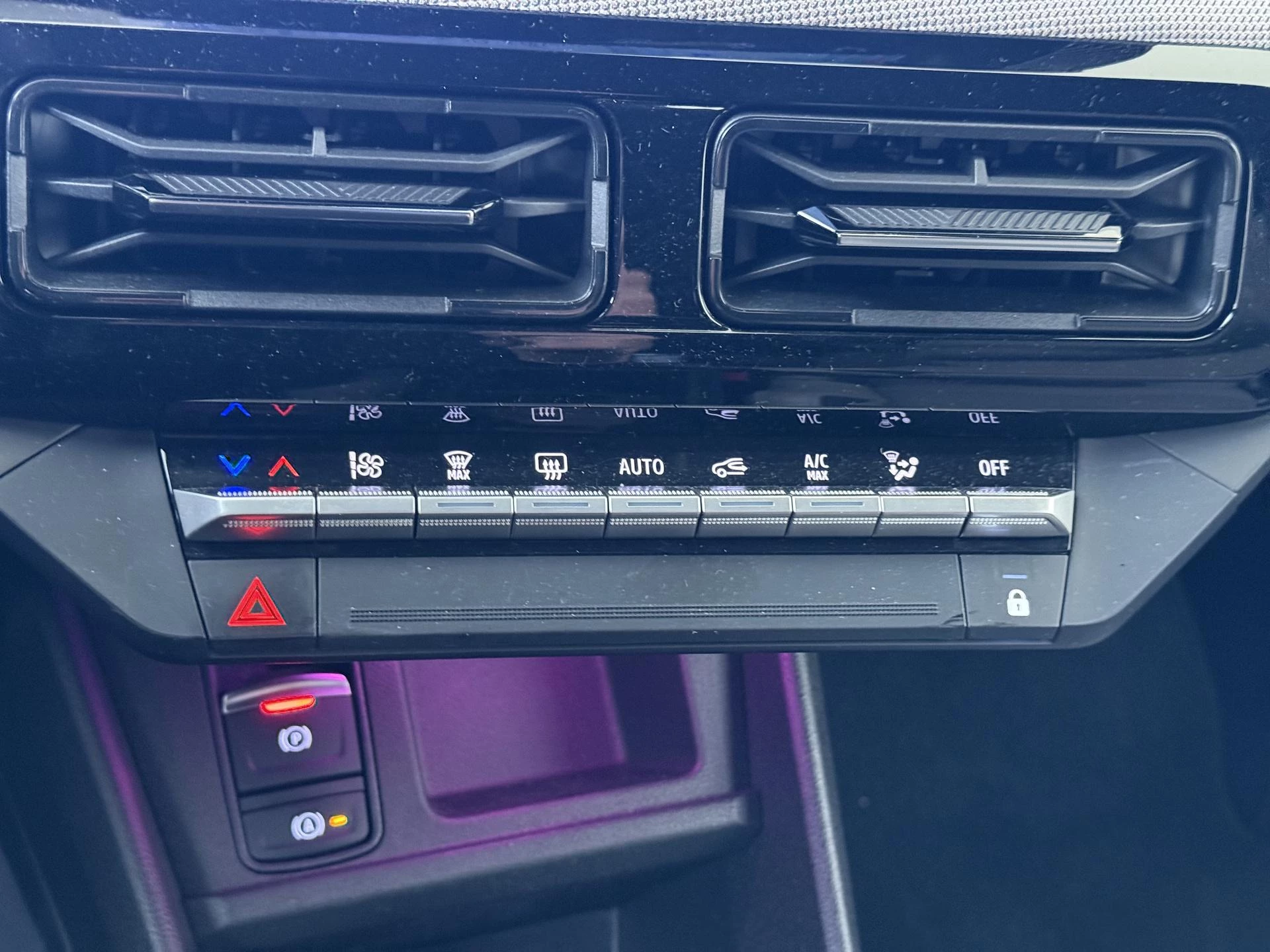 Nissan-Micra-image-22