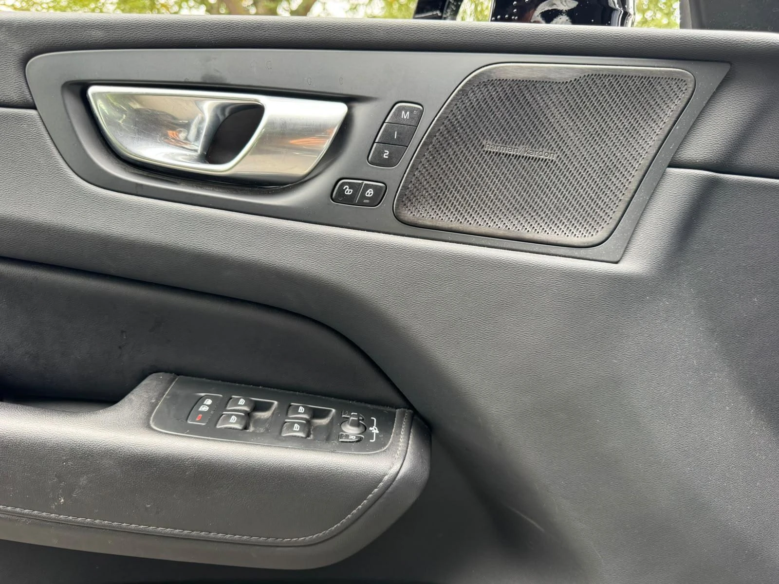 Volvo-XC60-image-6