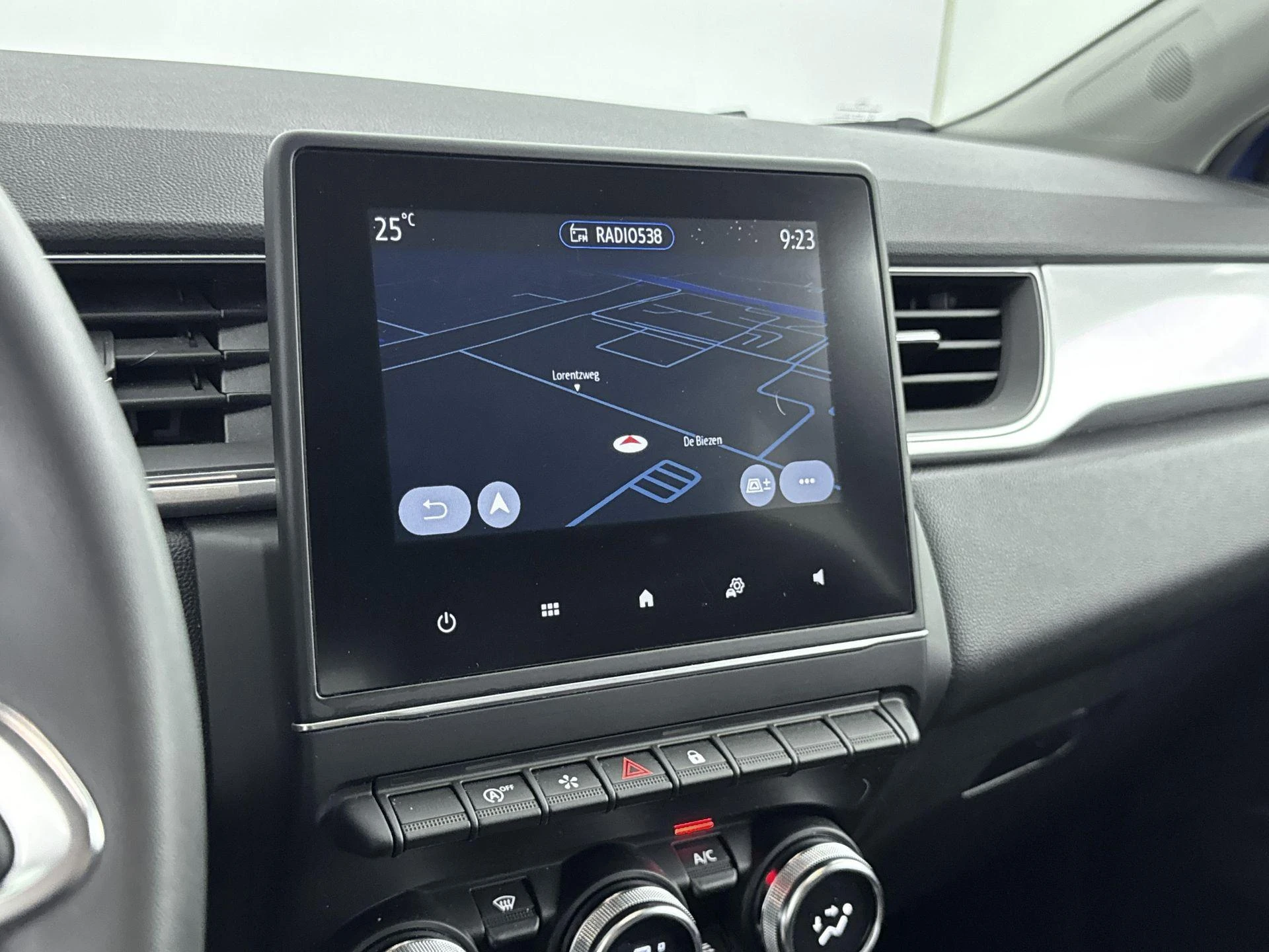 Renault-Captur-image-13
