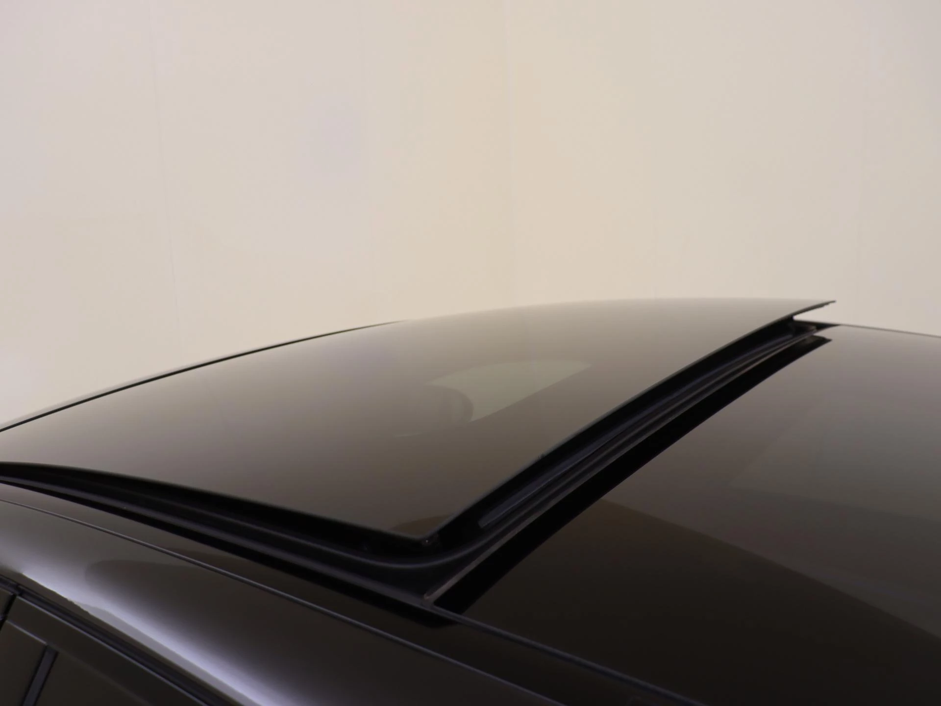 Mercedes-Benz-E-Klasse-image-27
