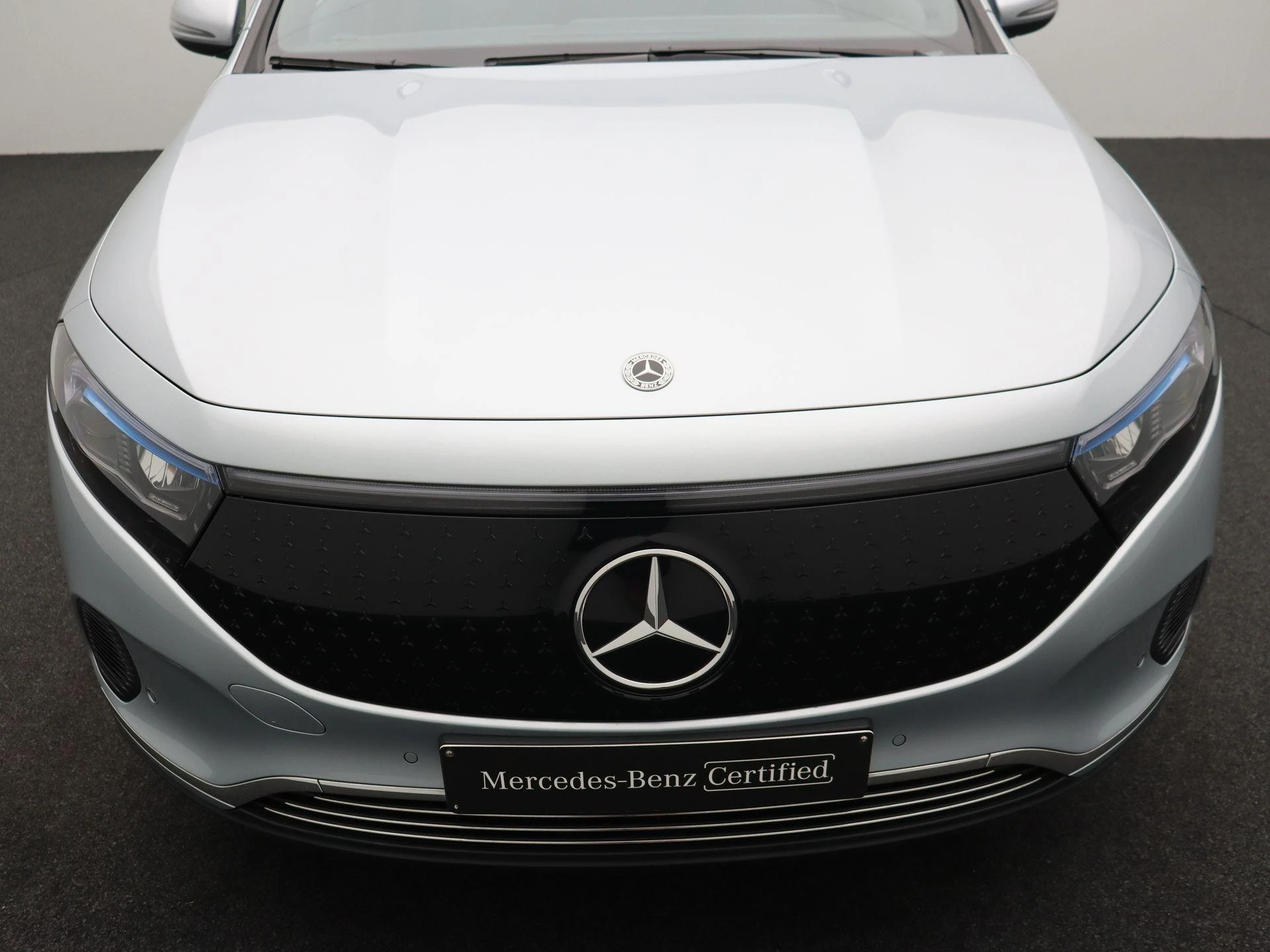 Mercedes-Benz-EQA-image-22