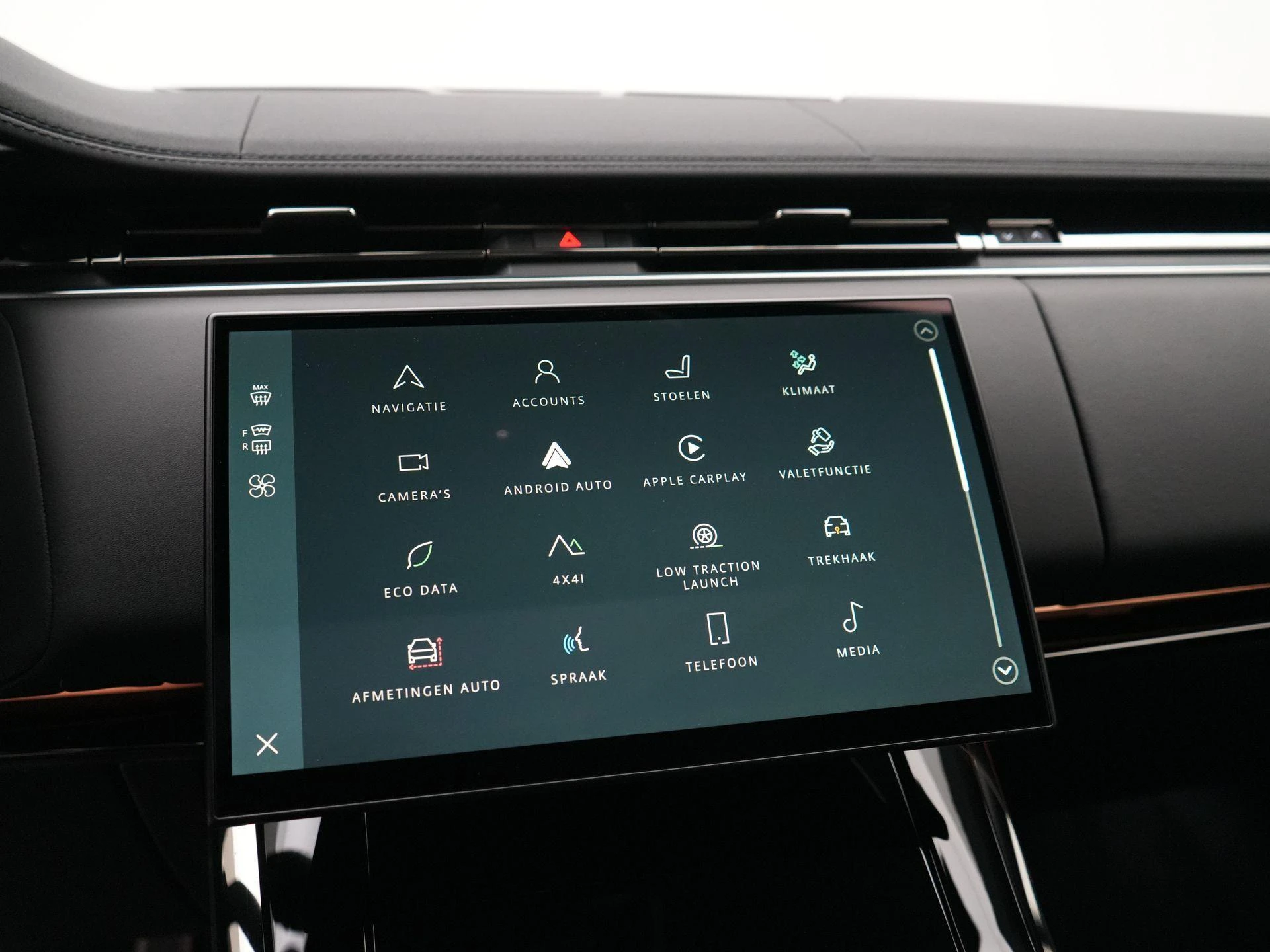 Land Rover-Range Rover Sport-image-32
