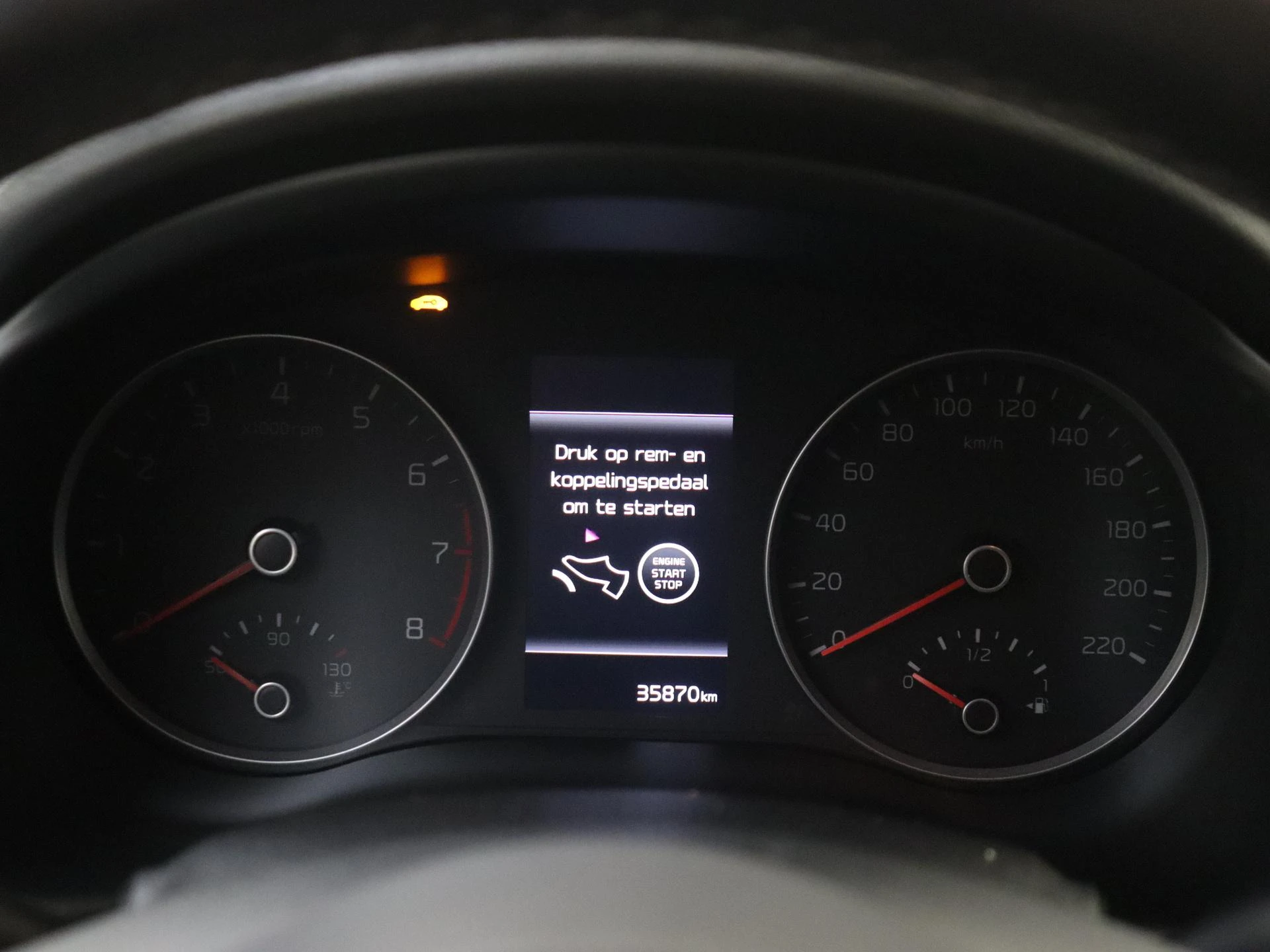 Kia-Stonic-image-11