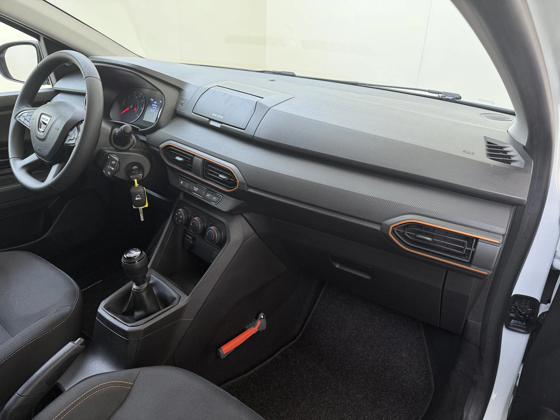 Dacia-Sandero Stepway-image-4