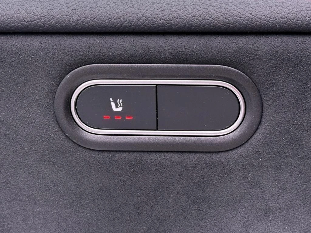 Mercedes-Benz-CLA-image-6