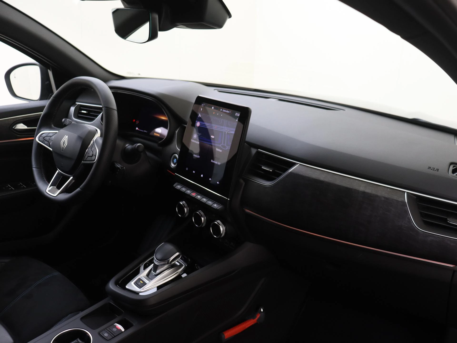 Renault-Arkana-image-8