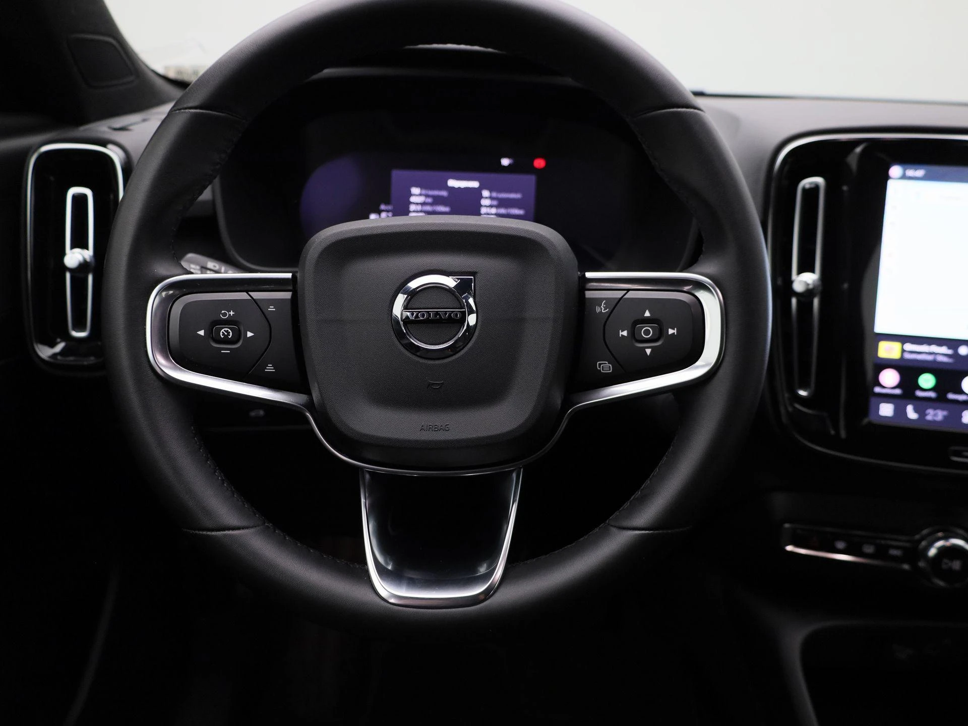 Volvo-XC40-image-6
