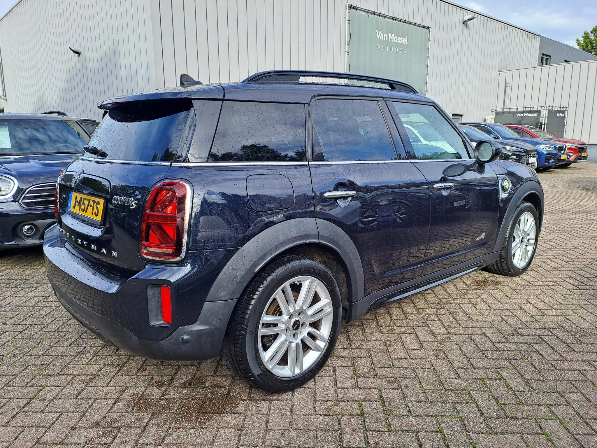 MINI-Countryman-image-6