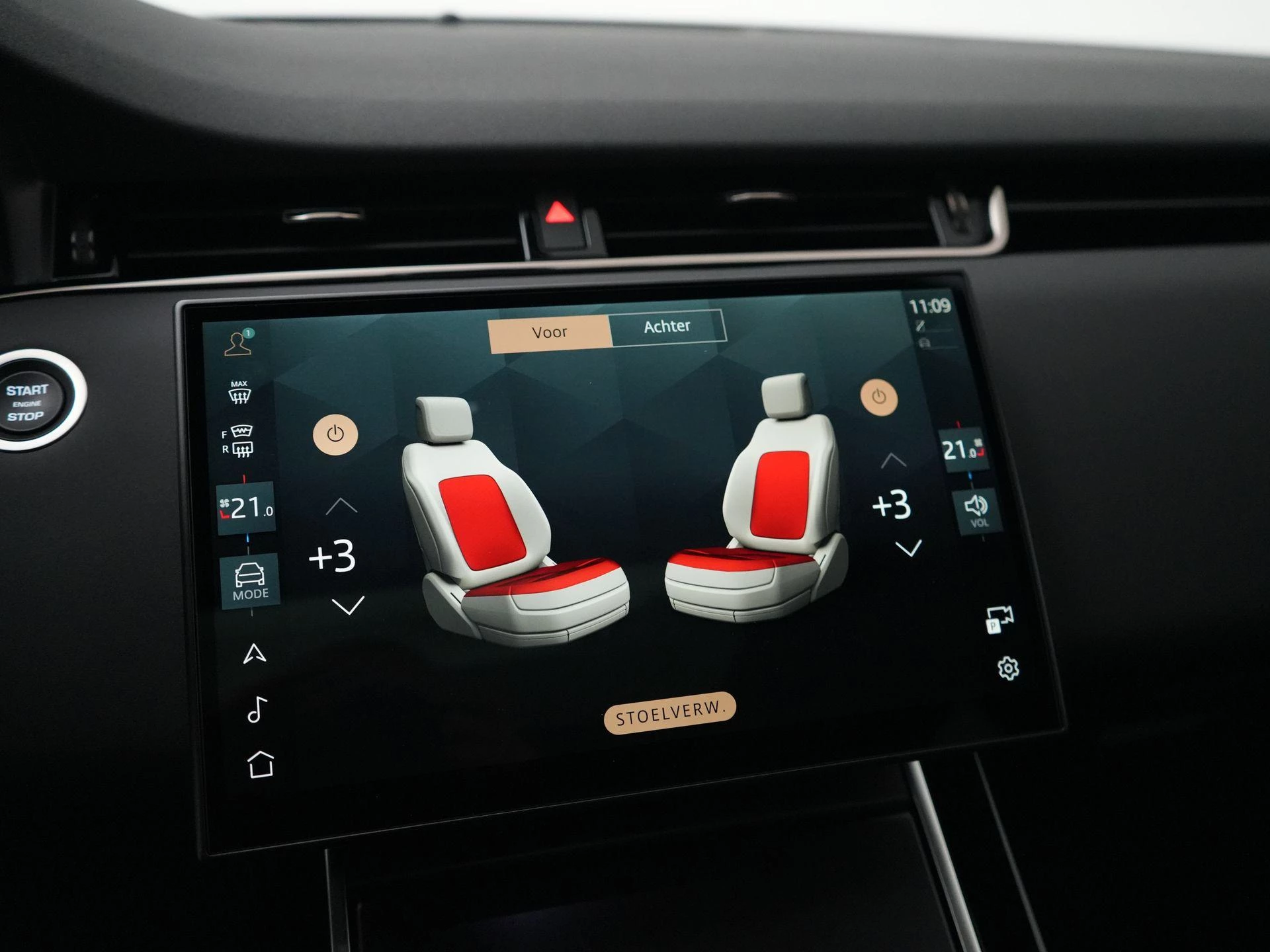 Land Rover-Range Rover Evoque-image-23