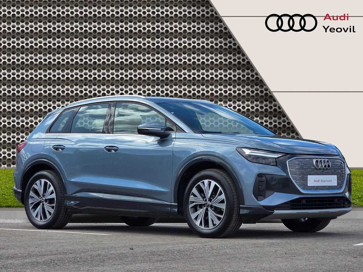 Audi-Q4 e-tron-image-15