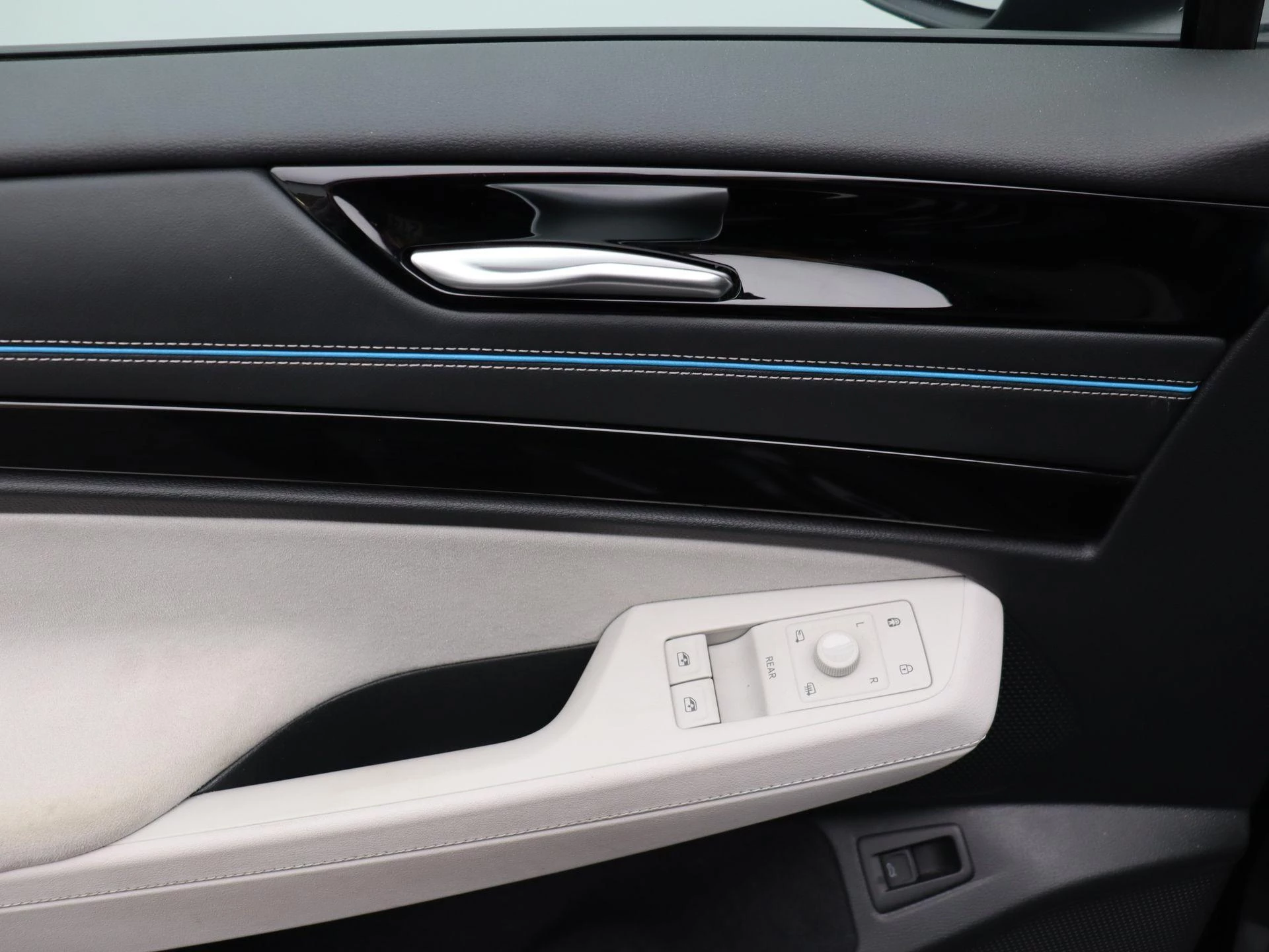 Volkswagen-ID.7-image-8