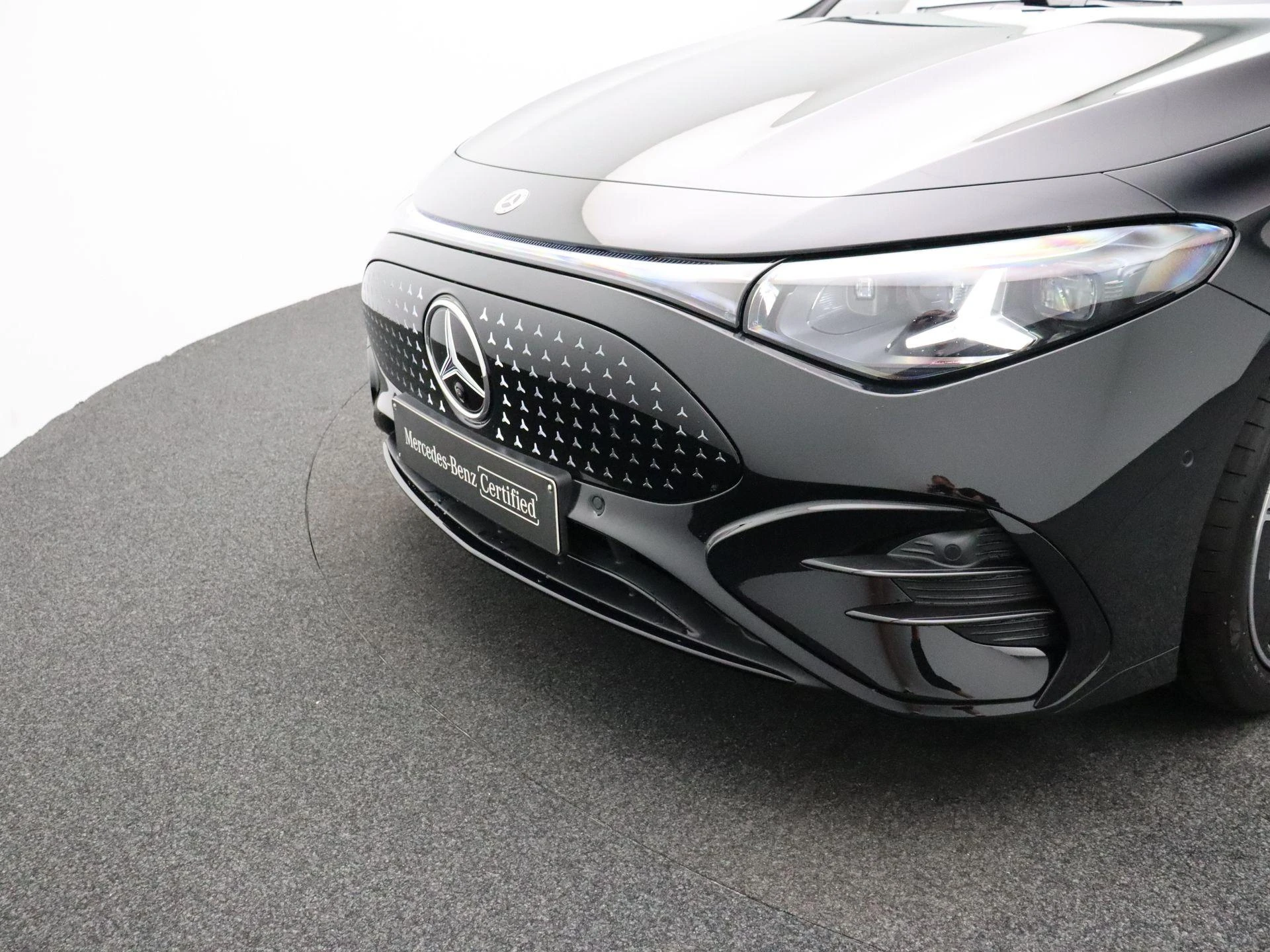 Mercedes-Benz-CLA-image-28