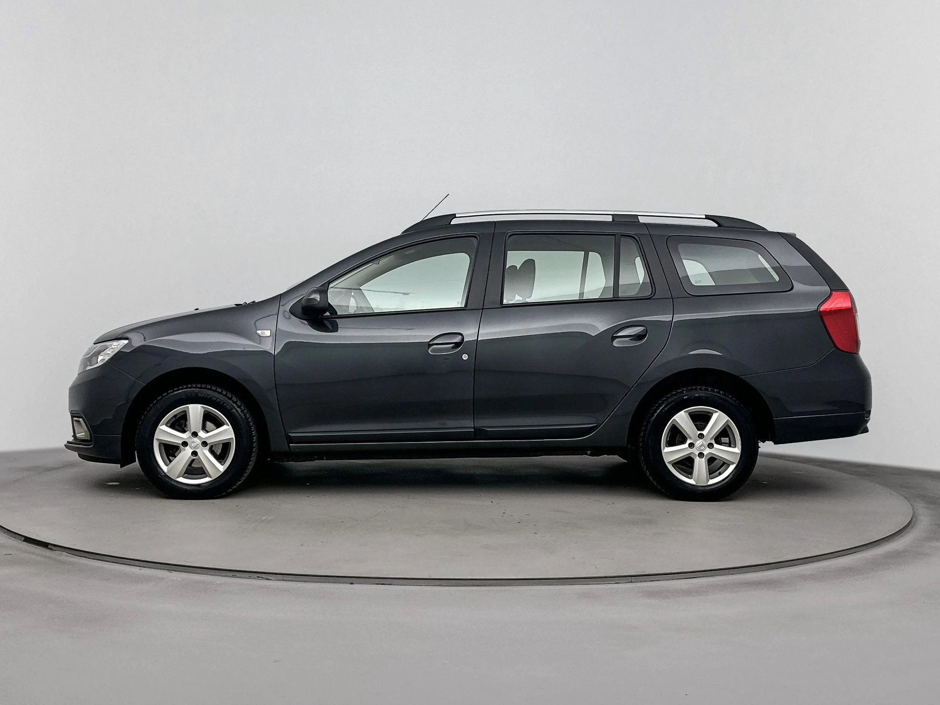 Dacia-Logan-image-1