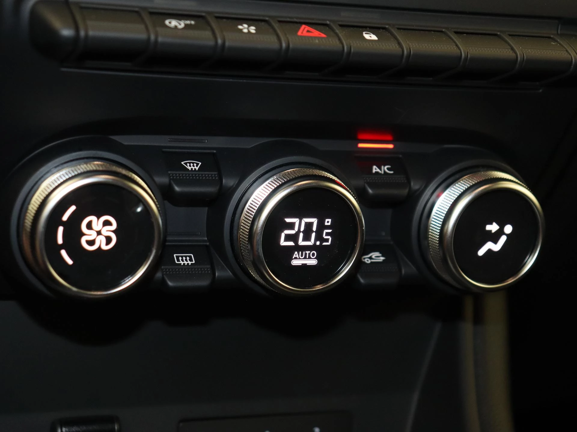 Renault-Captur-image-17