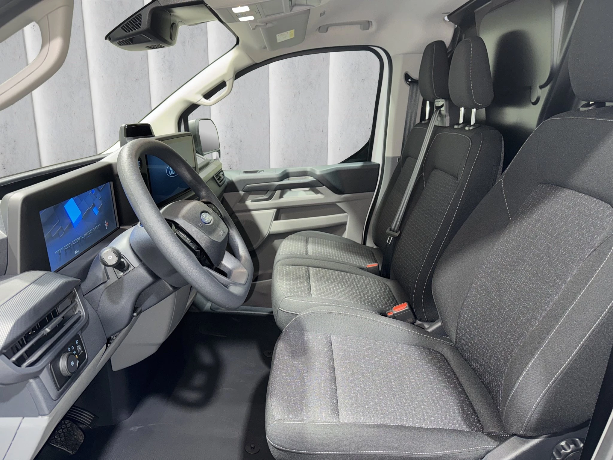 Ford-Transit Custom-image-9