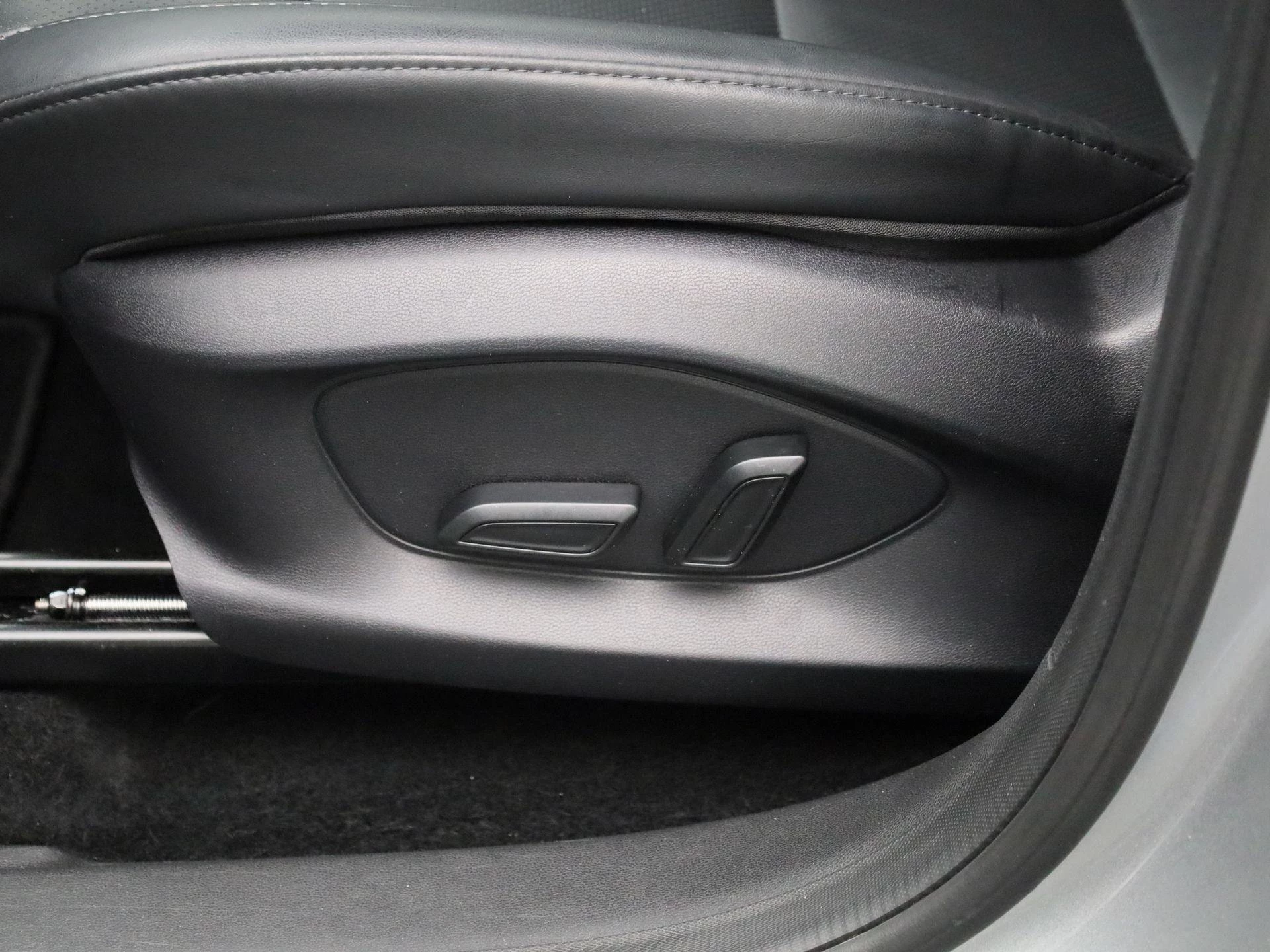MG-ZS-image-27