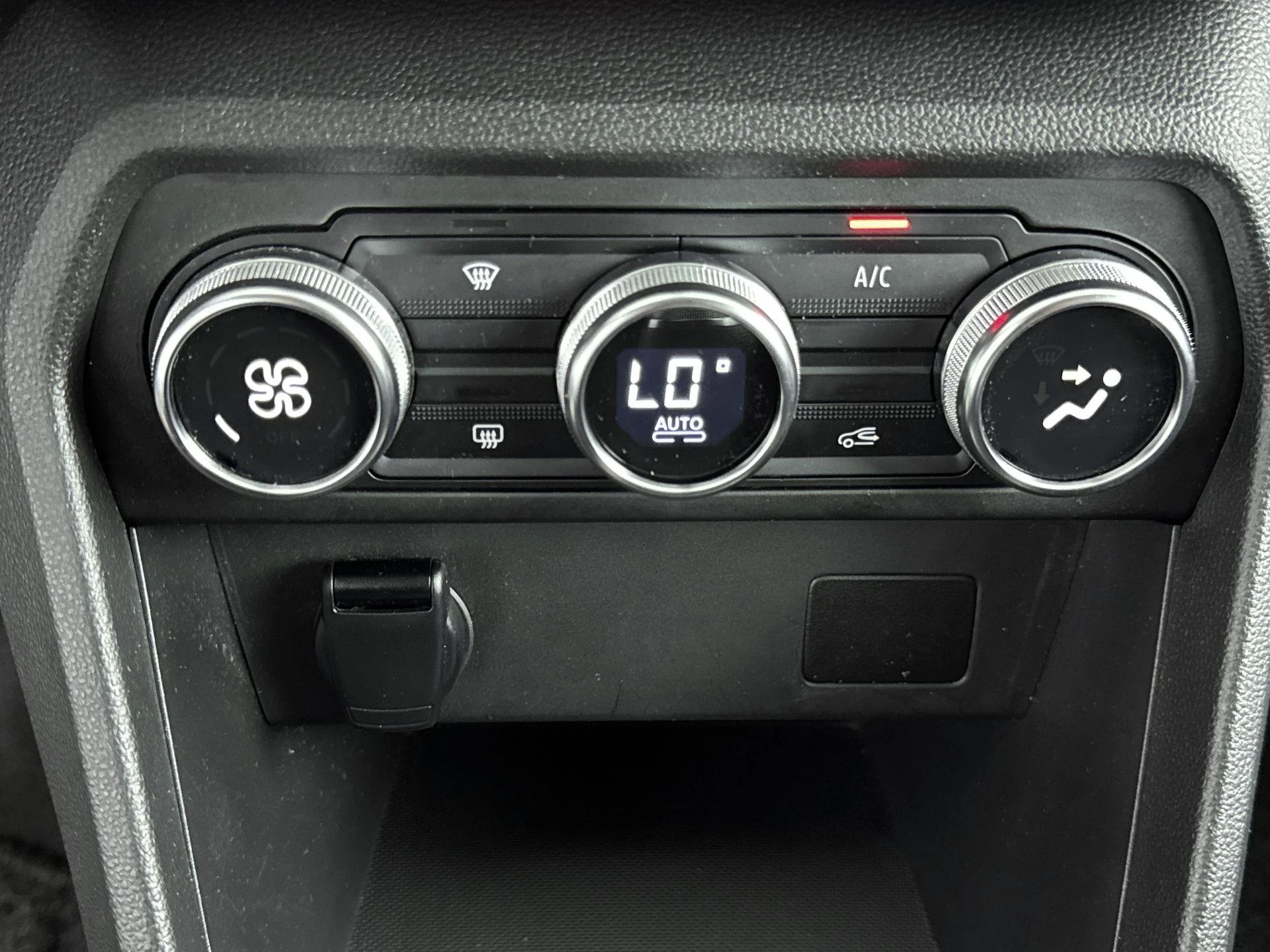 Dacia-Sandero Stepway-image-18