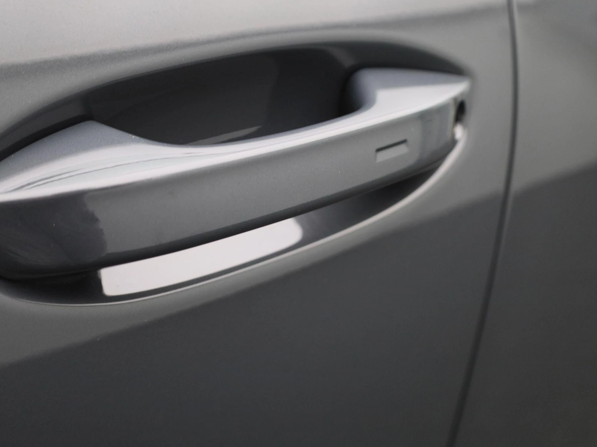 Volkswagen-Tiguan-image-15