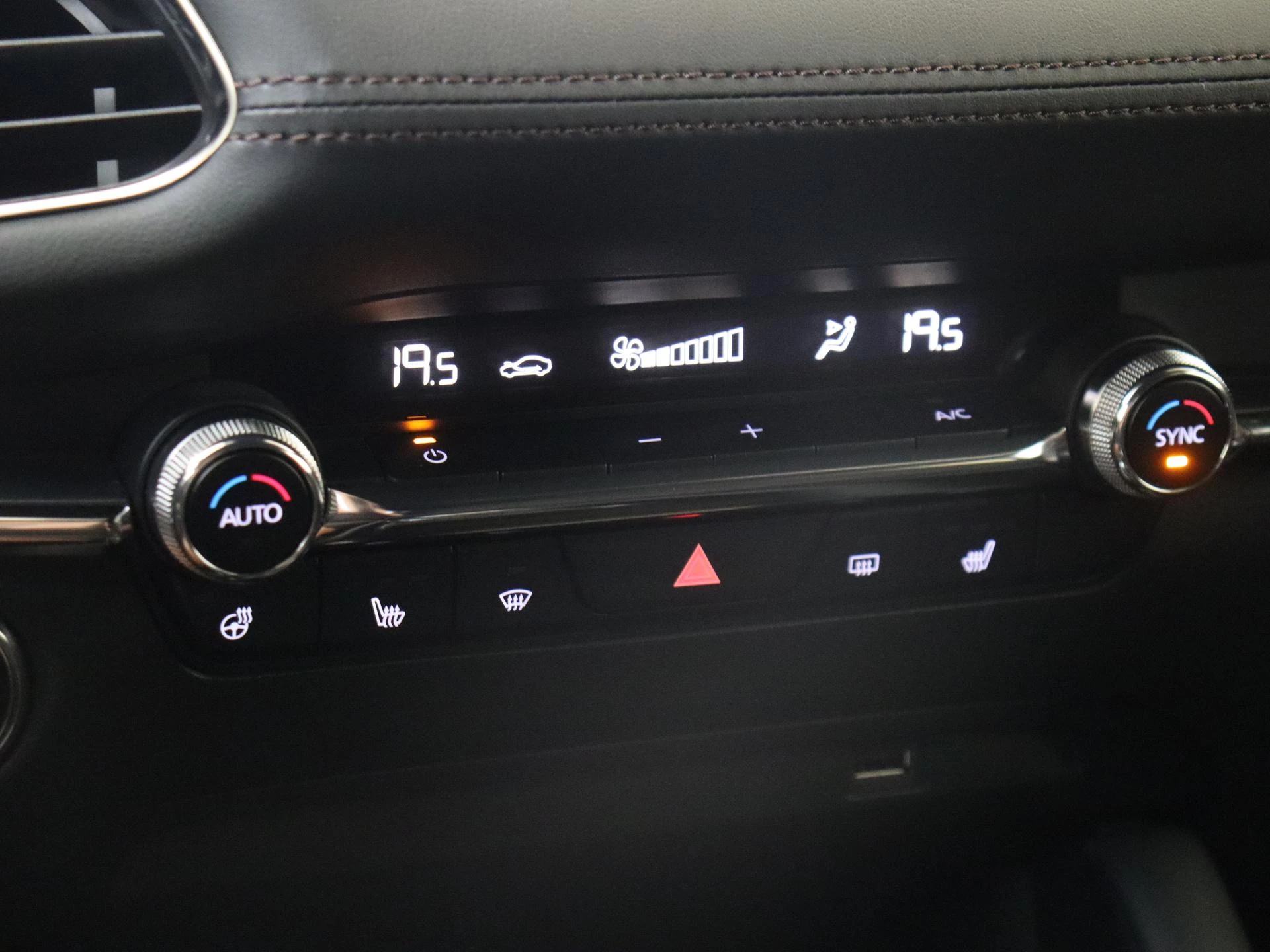Mazda 3 2.0 e-SkyActiv-G M Hybrid 150 Sportive