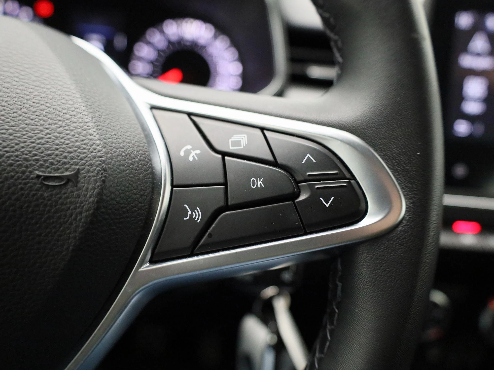 Renault-Clio-image-14