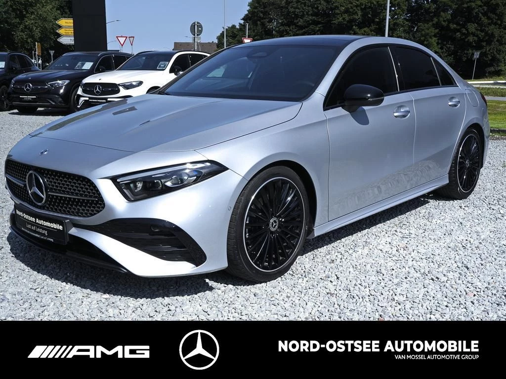 Mercedes-Benz A-Klasse 250 LIMO 4M AMG ADVANCED KAMERA PANO SHZ NIGHT AMG Line
