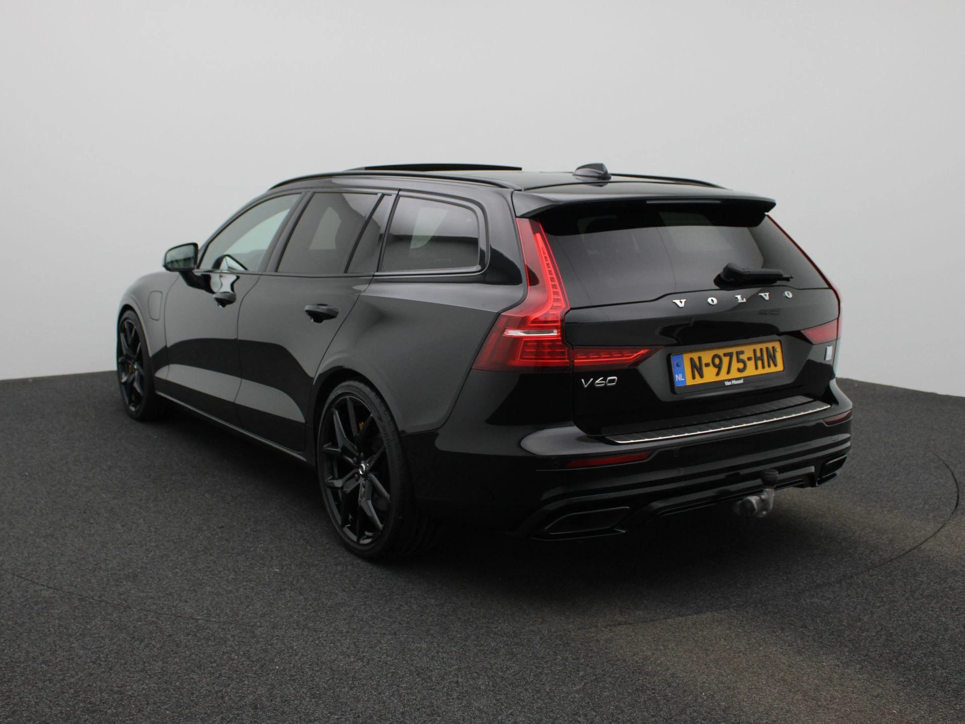Volvo V60 2.0 T8 AWD Polestar Engineered