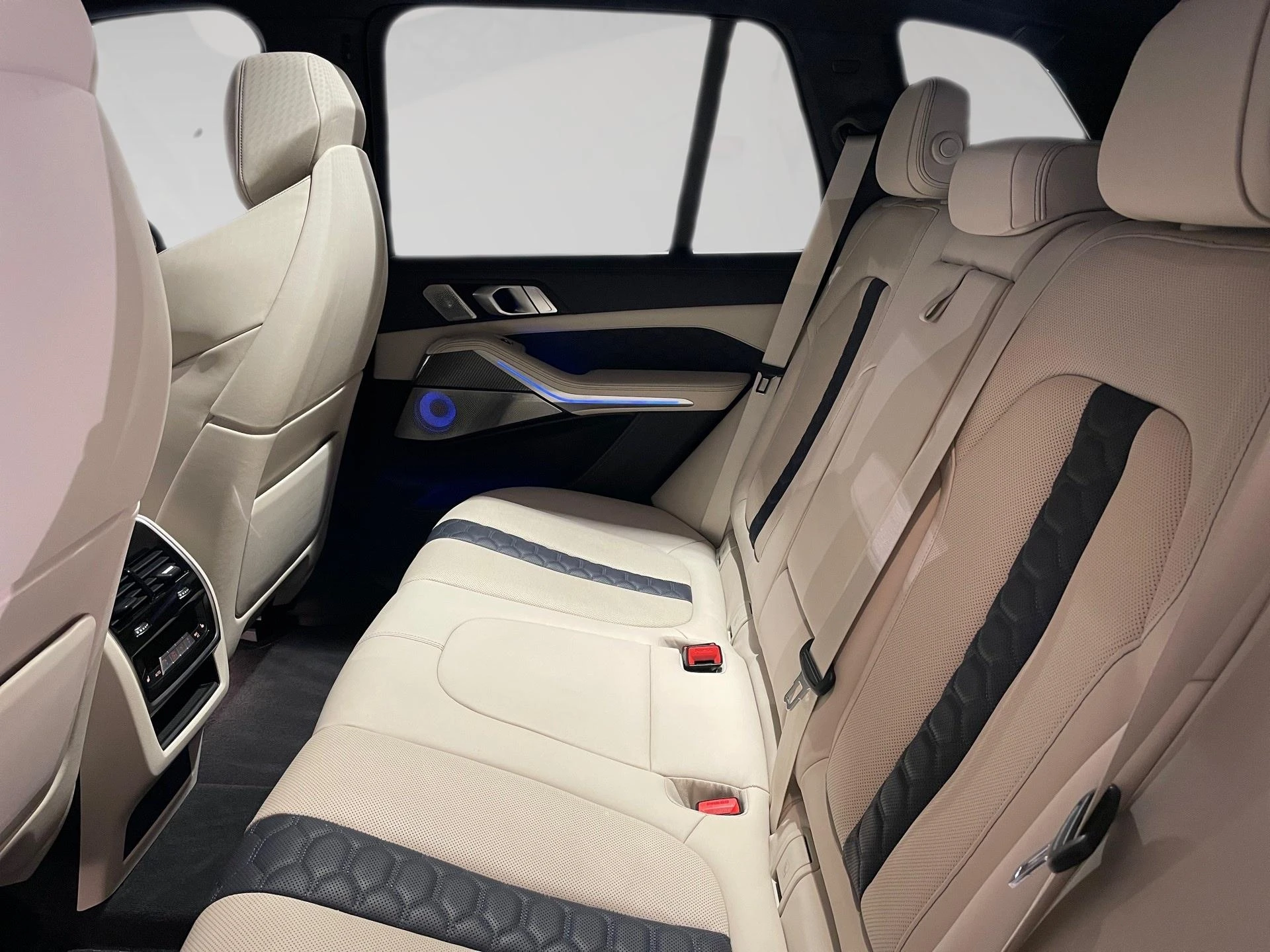 BMW-X5-image-10