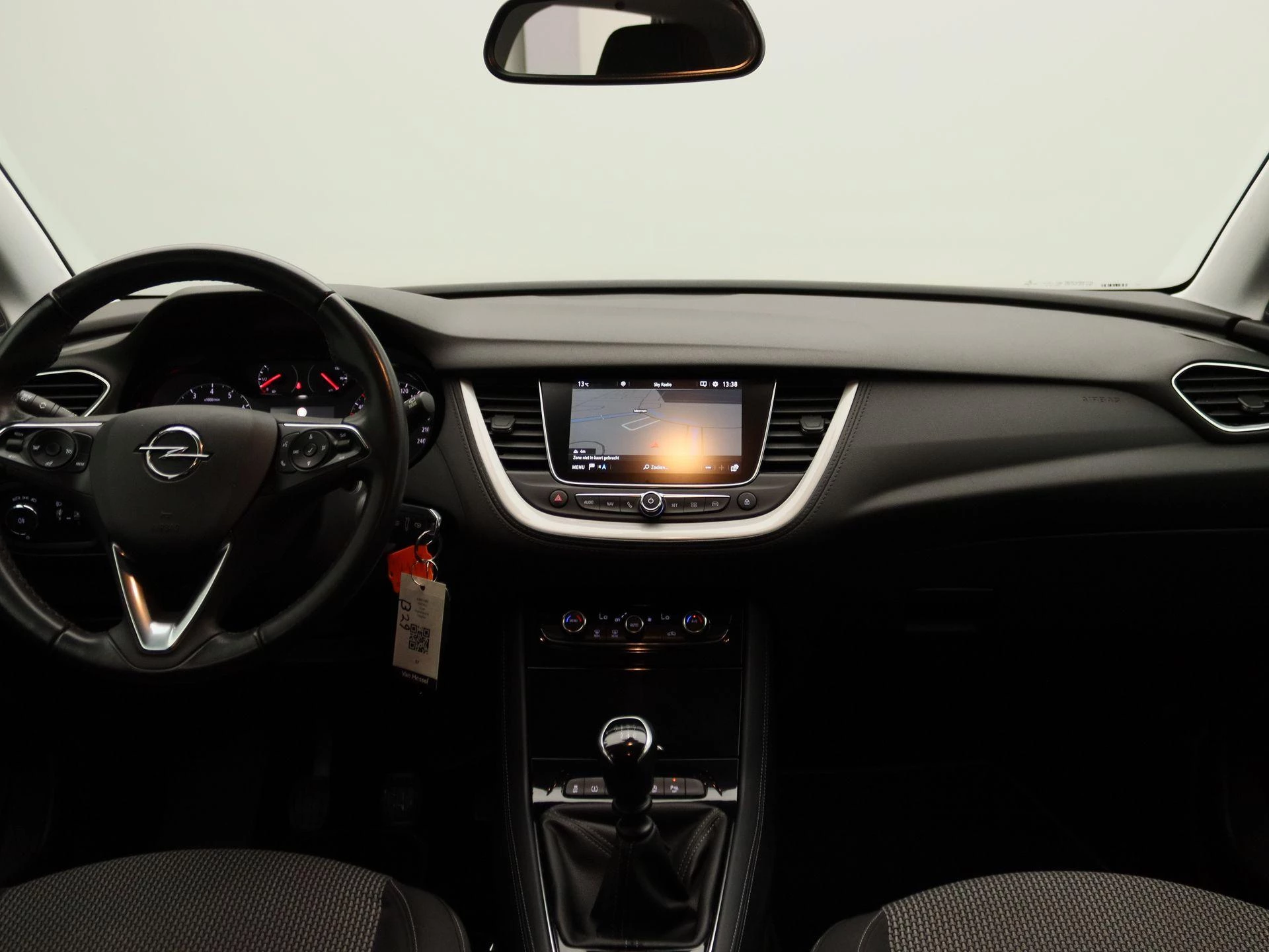 Opel-Grandland X-image-7