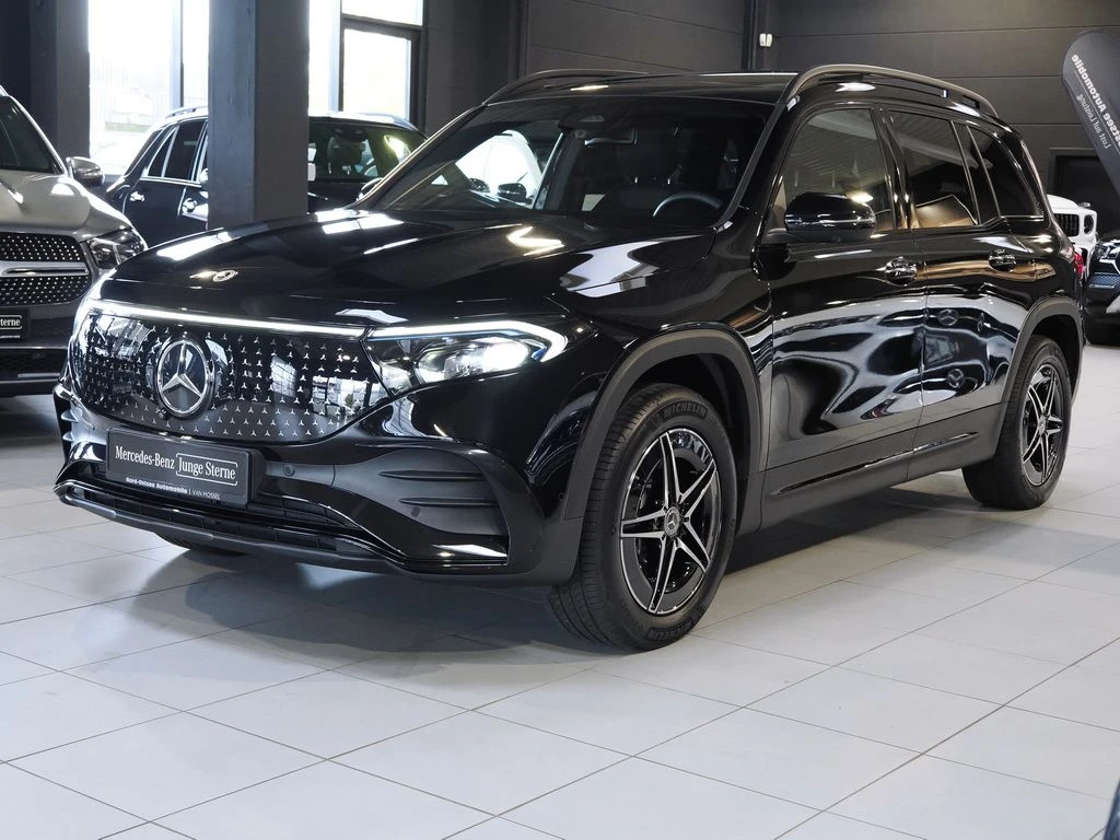 Mercedes-Benz-EQB 250+-image-7