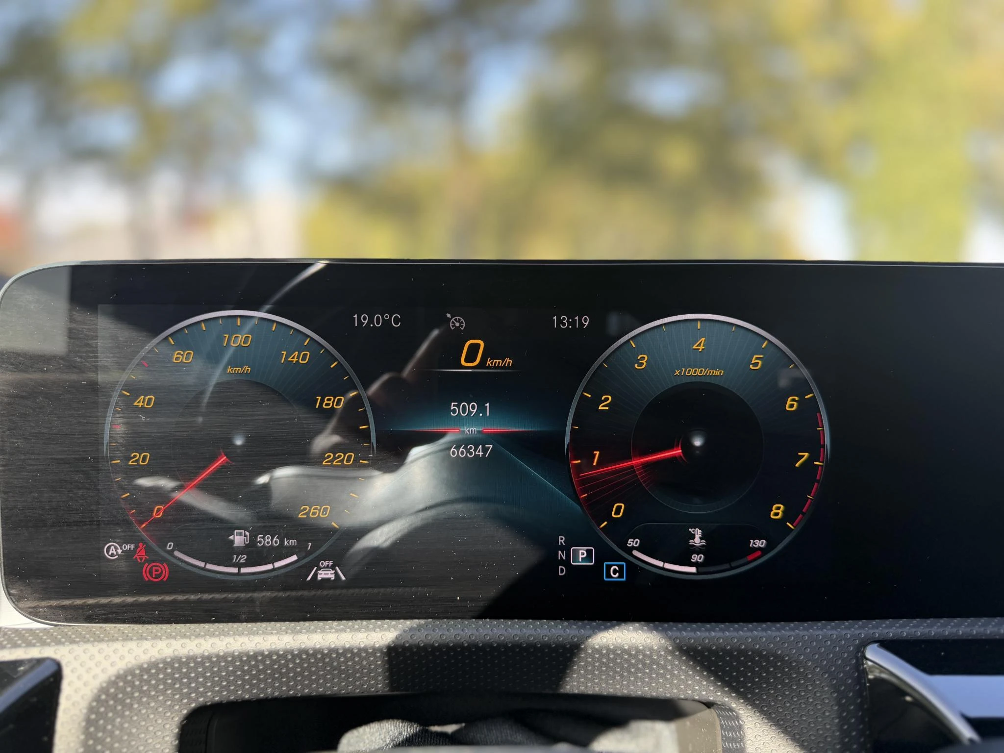 Mercedes-Benz-A-Klasse-image-4