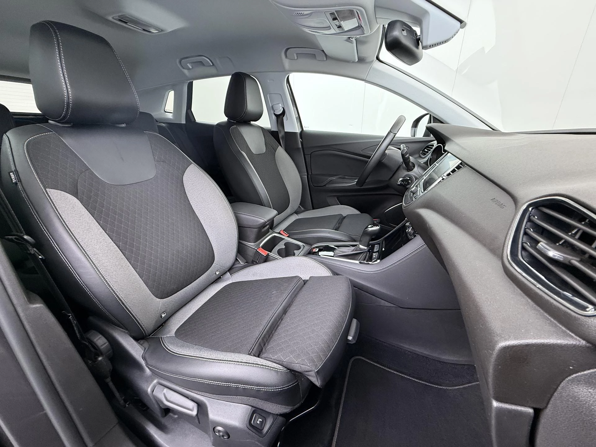 Opel-Grandland X-image-29