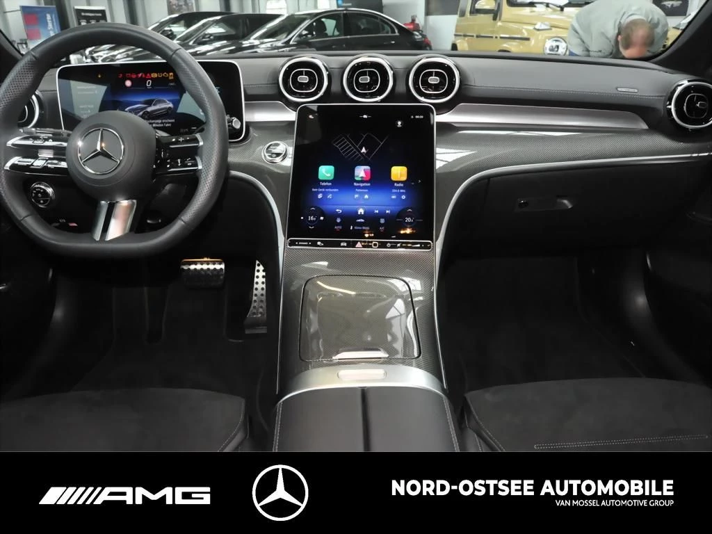 Mercedes-Benz C-Klasse 300 AMG AHK MBUX SHZ LED KEYLESS-GO AMG Line