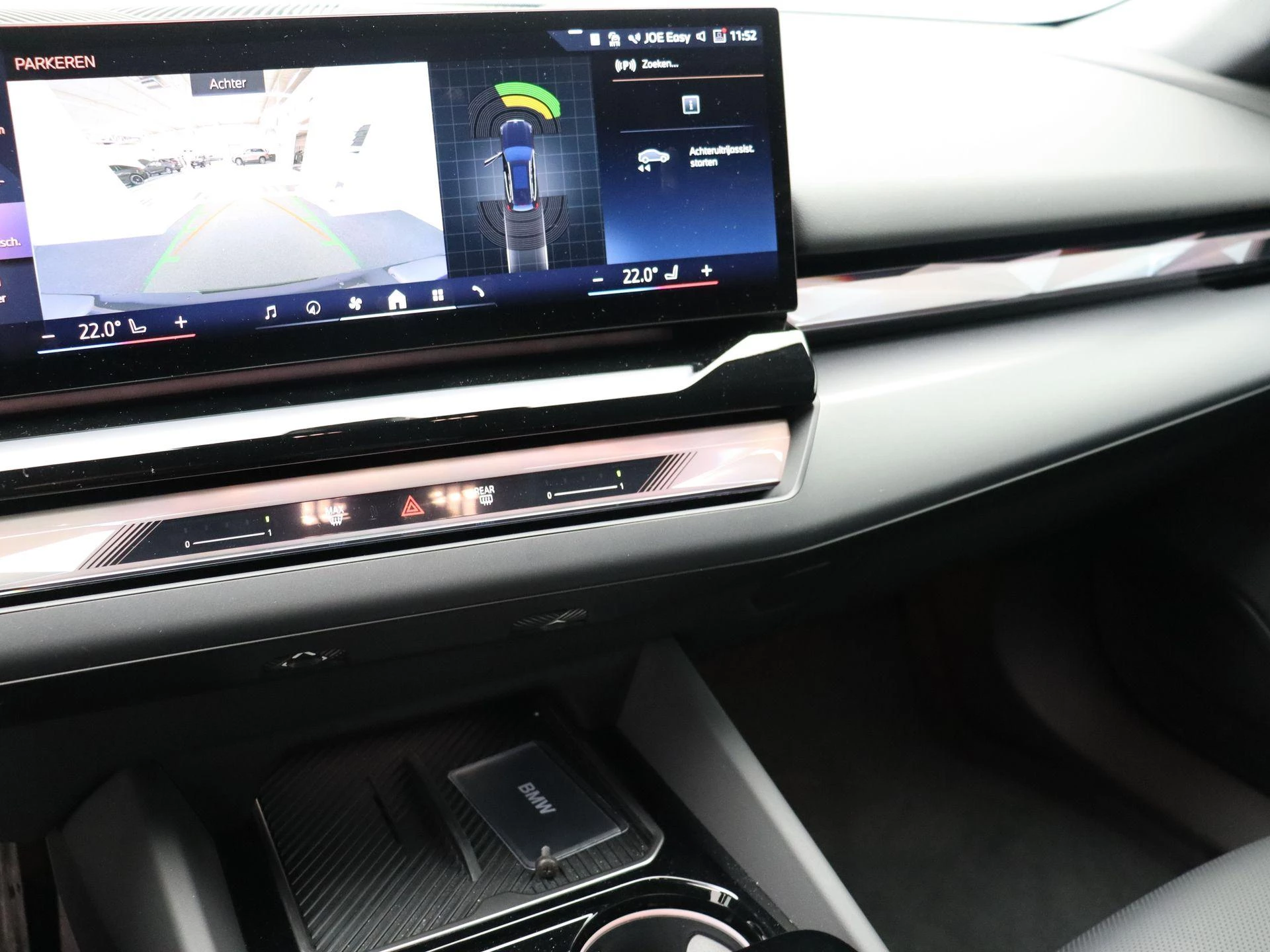 BMW-i5-image-17