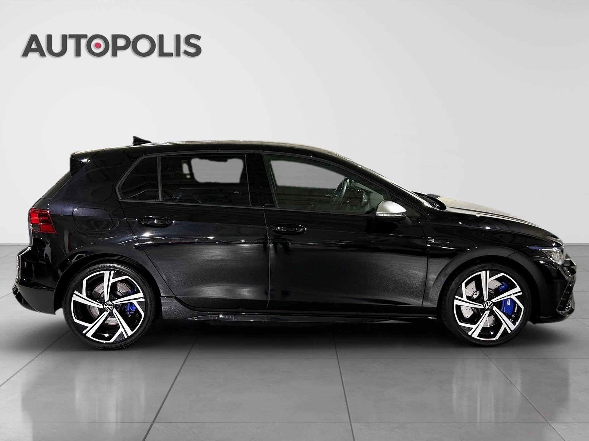 Volkswagen-Golf-image-15