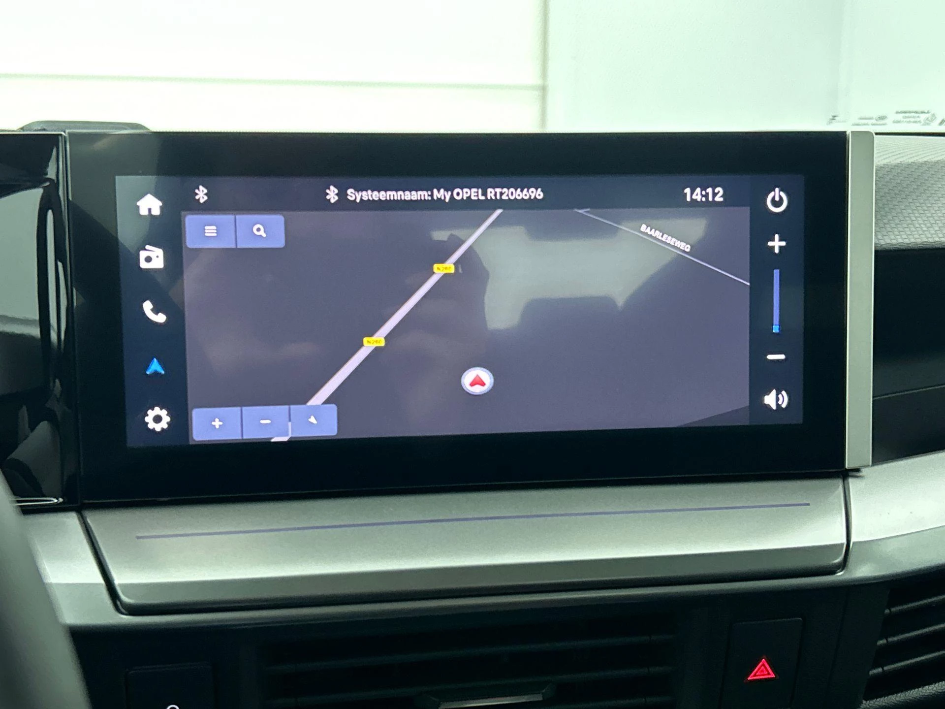 Opel-Frontera-image-16