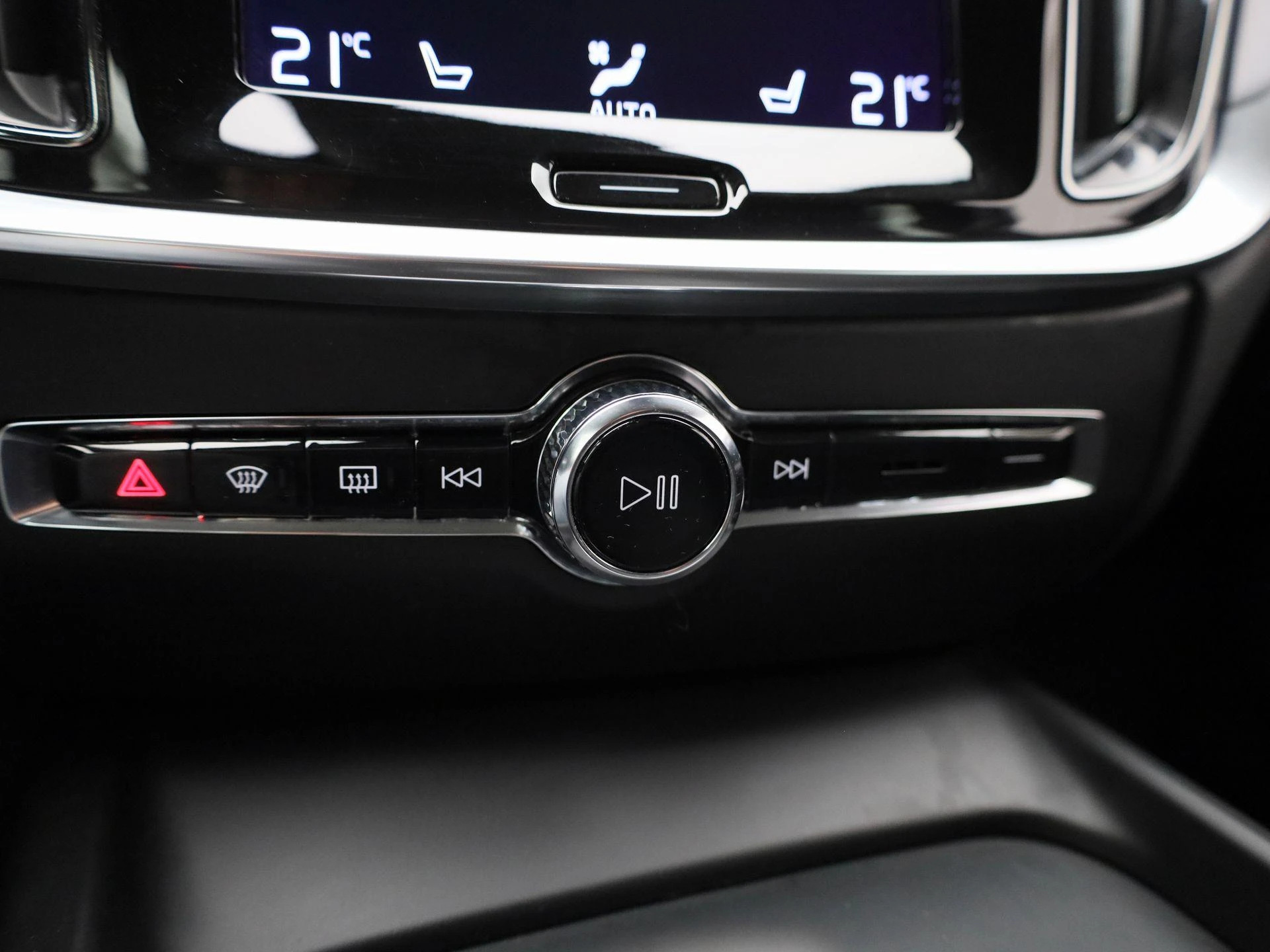 Volvo-V60-image-32